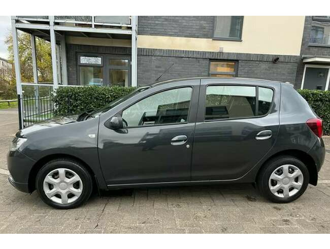 2017 Dacia Sandero Laureate 0.9L, Petrol, Manual Gearbox