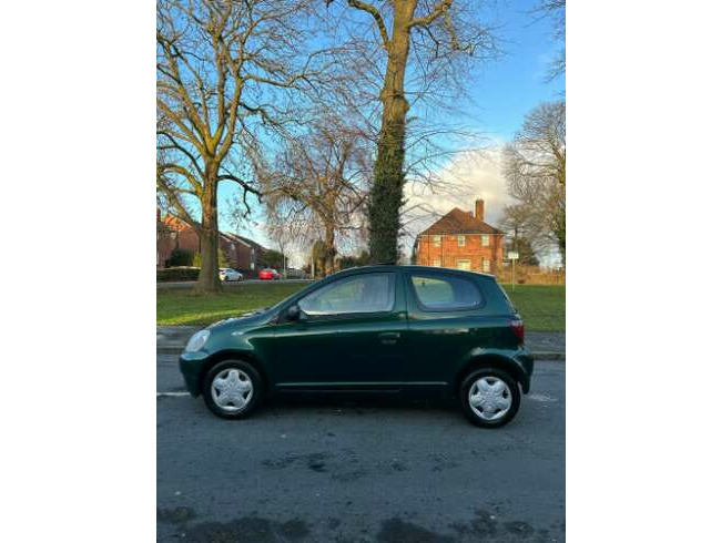 2000 Toyota Yaris GLS 1.0L VVTi 3dr *LOW MILES*