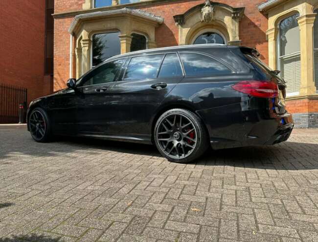 Mercedes C Class Estate AMG