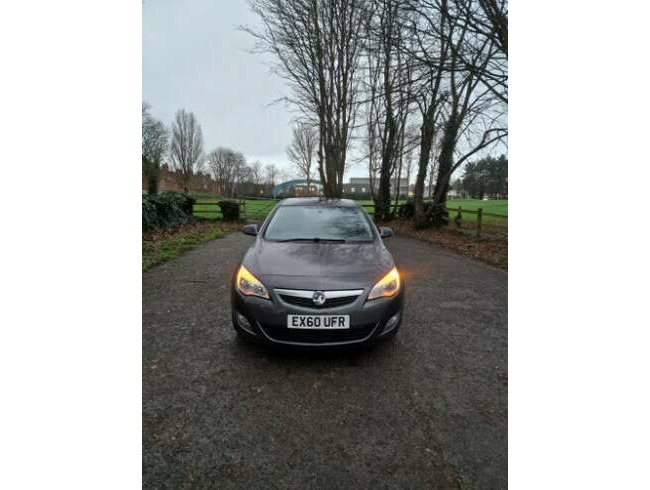 2010 Vauxhall Astra 1.6