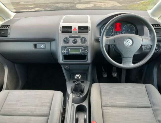 2009 Volkswagen Touran 1.9 Tdi 7 Seater MPV Full Years MO