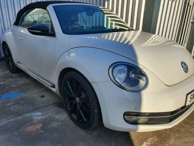 Volkswagen Beetle Convertible