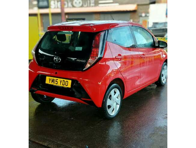 2015 Toyota Aygo 1.0 VVTI X-Play Automatic