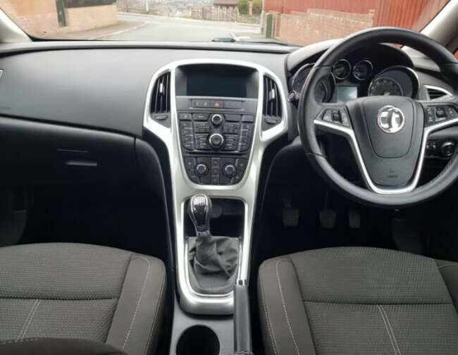 2014 Vauxhall Astra 1.7 Cdti Sri Ecoflex (Sat Nav)