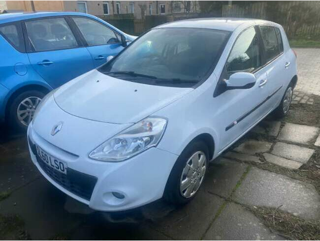 2010 Renault, Clio, Hatchback, Manual, 1149 (cc), 5 Doors