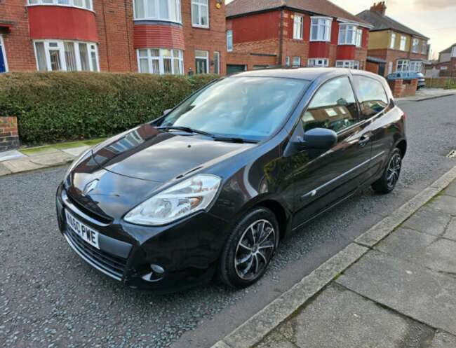 Renault Clio 1.2 61000 Miles Prestige Condition