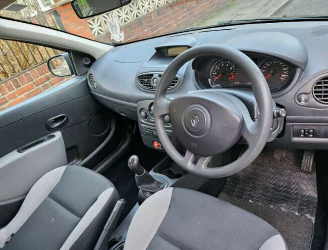 Renault Clio 1.2 61000 Miles Prestige Condition