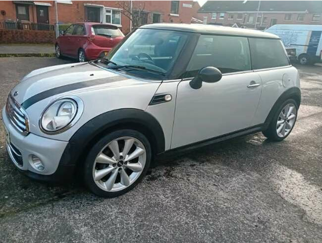 2013 Mini Cooper D 1.6cc Start and Stop £2500 no offers.
