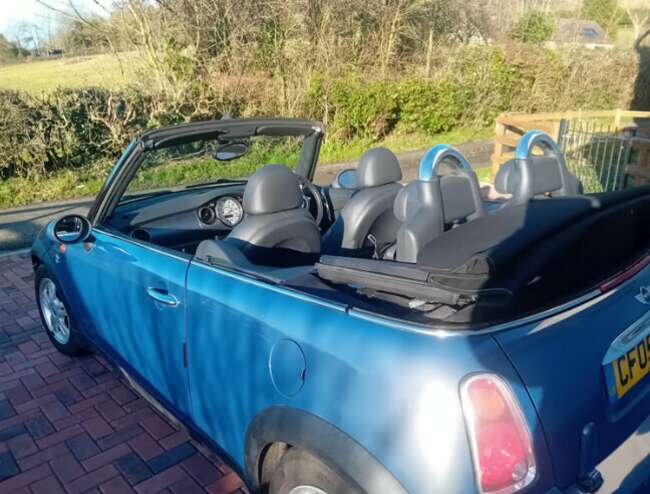 2005 Mini, Cooper, Convertible, Manual, 1598 (cc), 2 doors