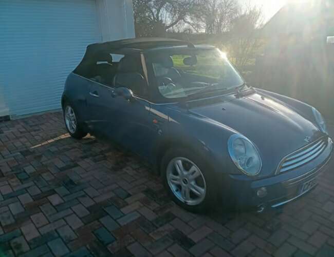 2005 Mini, Cooper, Convertible, Manual, 1598 (cc), 2 doors