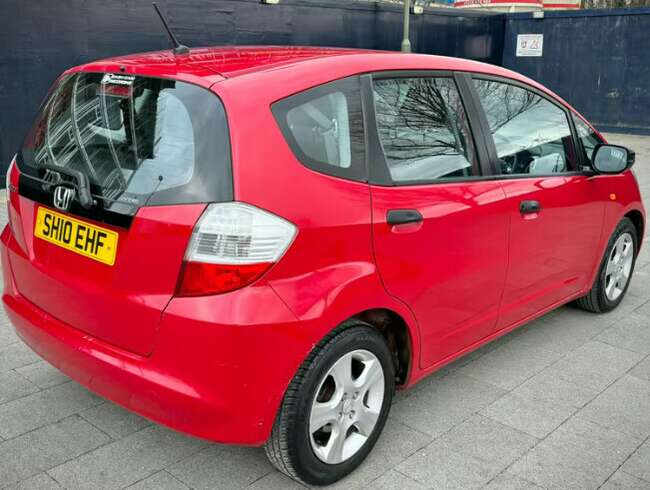 2010 Red Honda Jazz (Bargain), Petrol, Manual