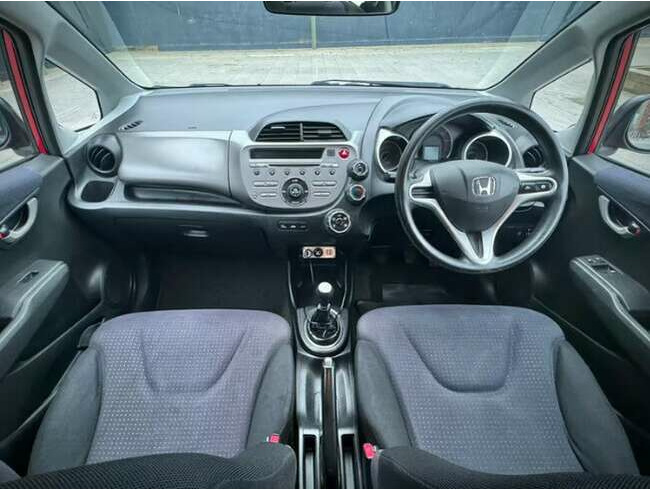 2010 Red Honda Jazz (Bargain), Petrol, Manual