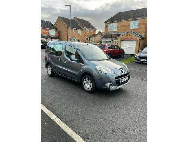 2011 Peugeot Partner Tepee, 1.6 Diesel, 10 Months Mot, only 43,000 Miles.