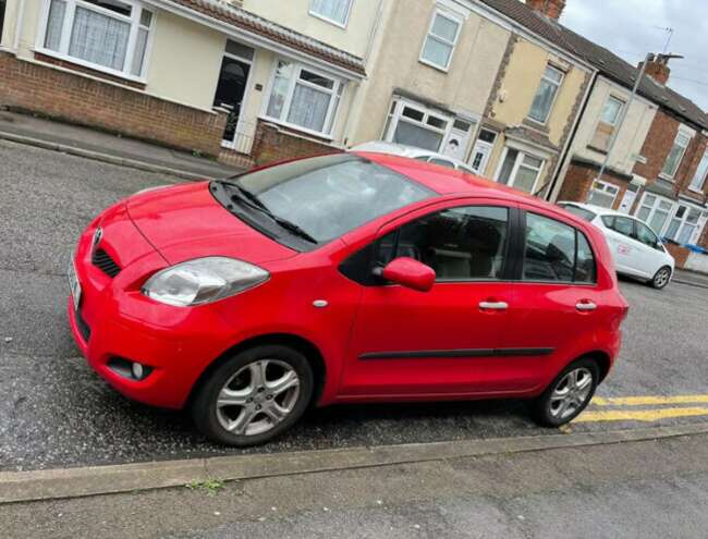 2010 Toyota, Yaris, Hatchback, Manual, 1329 (cc), 5 Doors