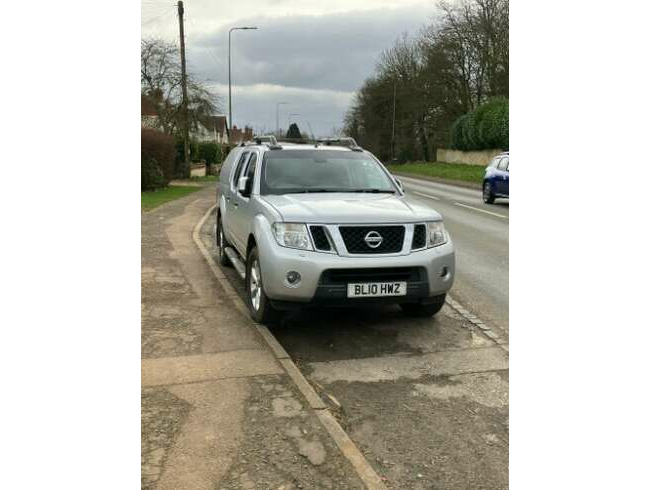 2010 Nissan Navara 2.5 Tekna