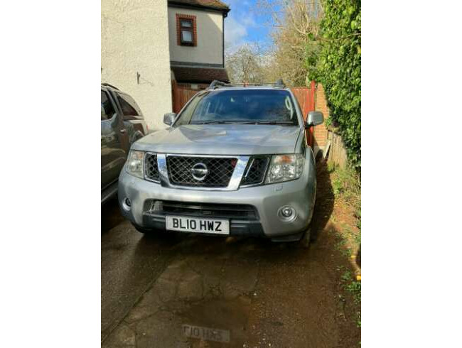 2010 Nissan Navara 2.5 Tekna