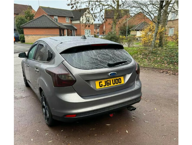 2011 Ford Focus Titanium 1.6