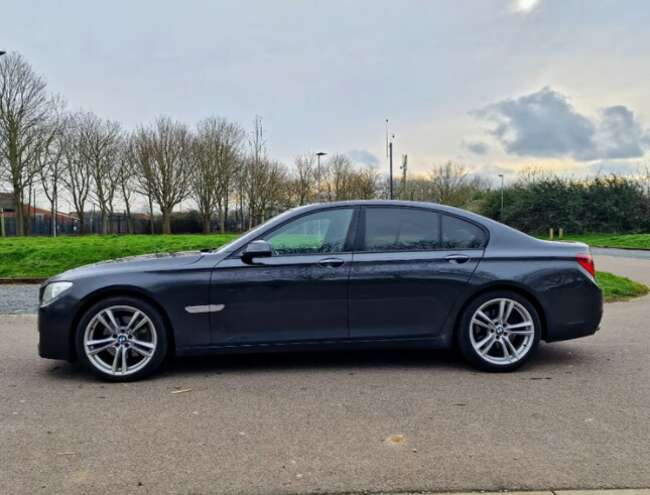 2013 BMW, 7 Series, Saloon, Semi-Auto, 2993 (cc), 4 Doors