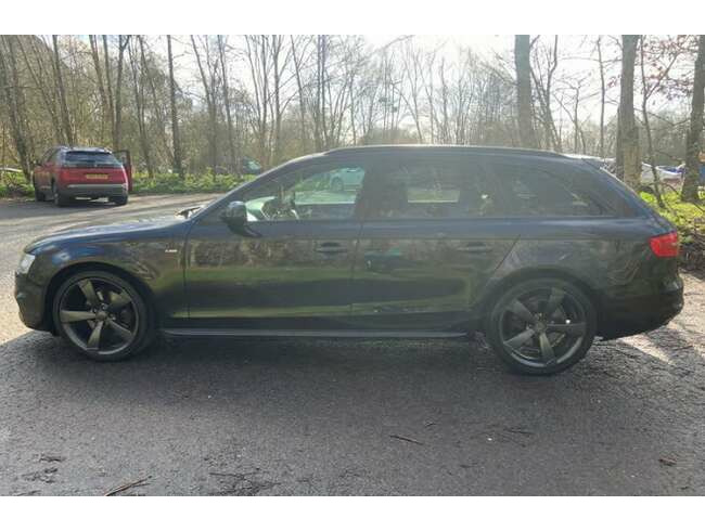 2014 Audi A4 Avant Black edition s-line 2.0L diesel Automatic