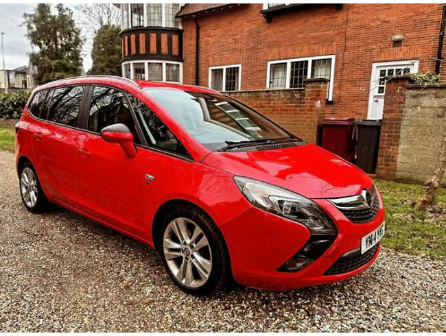 2014 Vauxhall Zafira Tourer SRi 2.0 CDTi, Red, 7 Seater, 1 Owner