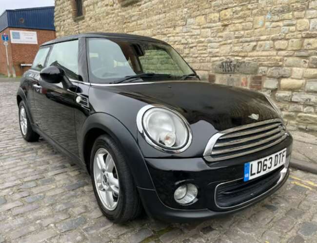 2013 Mini One, Hatchback, Black, Automatic - Private Sale