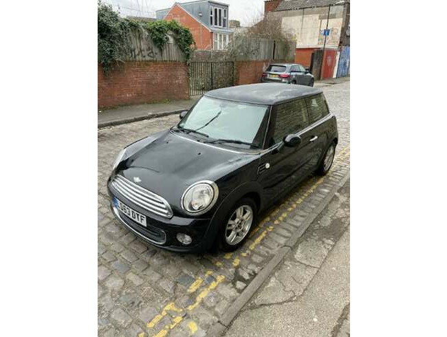 2013 Mini One, Hatchback, Black, Automatic - Private Sale