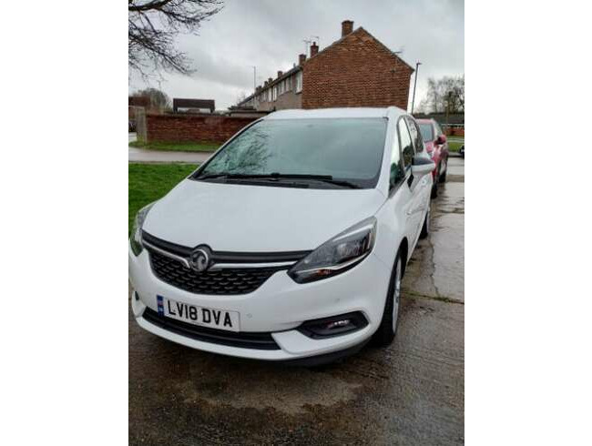 2018 Vauxhall, ZAFIRA Tourer 1,4T SRi Nav Leather, Manual, Tow Bar MOT 7 months