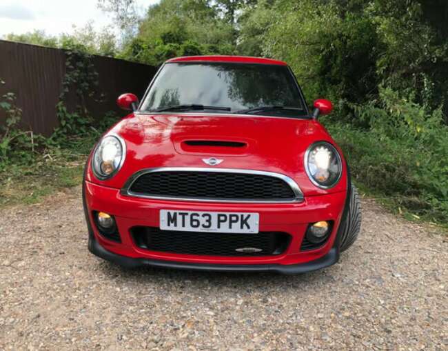  2014 MINI Hatch, 1.6 John Cooper Works 3dr(Media Pack / Sat Nav)