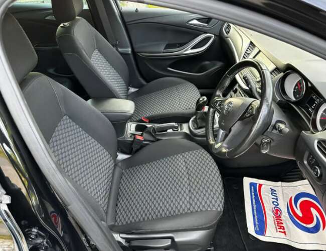 2019 Vauxhall, Astra, Hatchback, Manual, 1598 (cc), 5 Doors