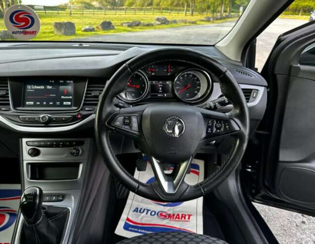 2019 Vauxhall, Astra, Hatchback, Manual, 1598 (cc), 5 Doors