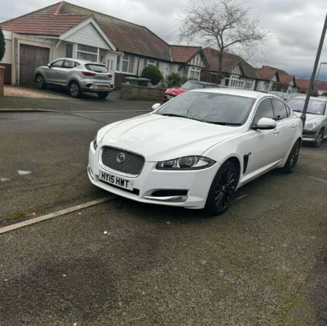 2015 Jaguar XF 2.2D, Luxury Edition, Auto