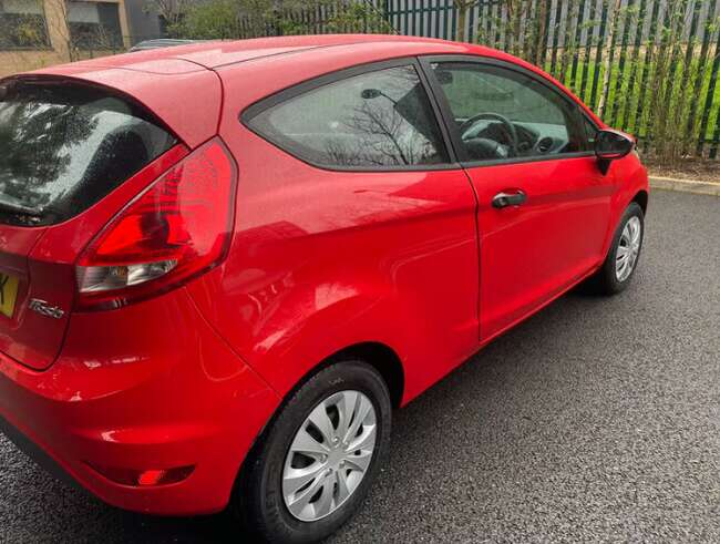 2010 Ford Fiesta, Manual, Petrol, Red 5dr