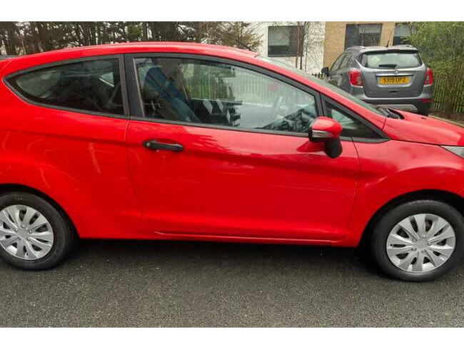 2010 Ford Fiesta, Manual, Petrol, Red 5dr