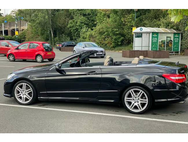 Mercedes E Class, Convertible, Semi-Automatic, Diesel in Great Condition