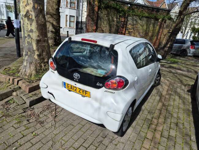 2012 Toyota Aygo, 1.0 Ice Vvti 5 Doors, Hatchback, Manual