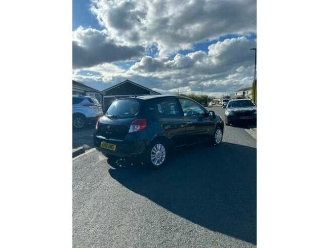 2010 Renault Clio I Music Fsh Stunning Condition