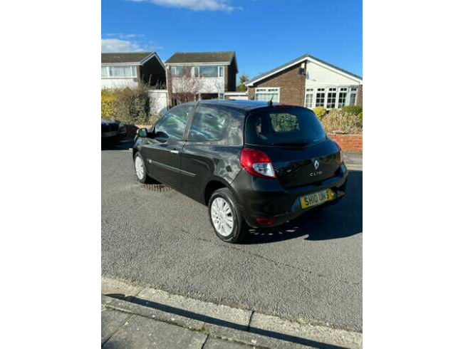 2010 Renault Clio I Music Fsh Stunning Condition