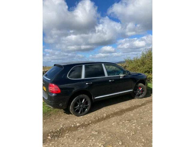 2004 Porsche Cayenne Turbo on Lpg, Petrol