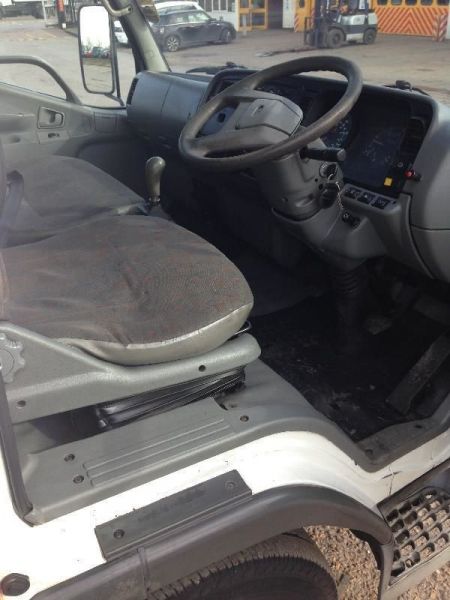 1999 'V' Mitsubishi Canter (CREW CAB) image 3