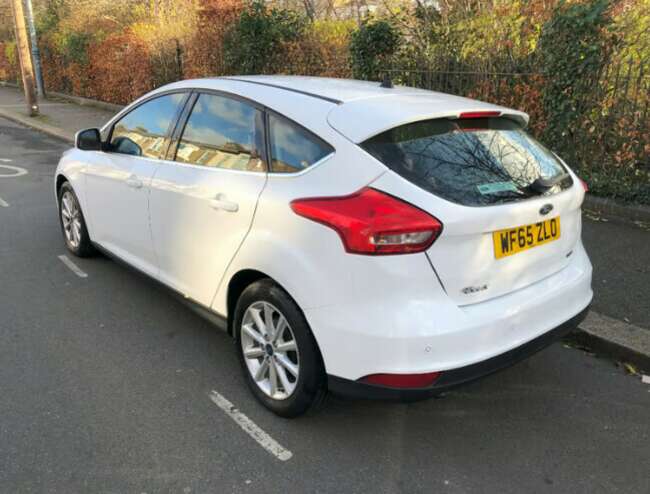 2015 Ford, Focus, Hatchback, Manual, 999 (cc), 5 Doors