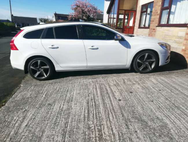 2012 Volvo V60 Drive, Diesel, Manual