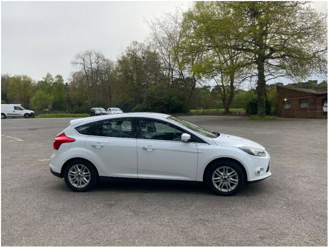 2012 Ford, Focus, Hatchback, Manual, 1596 (cc), 5 Doors