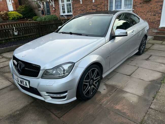 2011 Mercedes-Benz C220 AMG Sport CDI