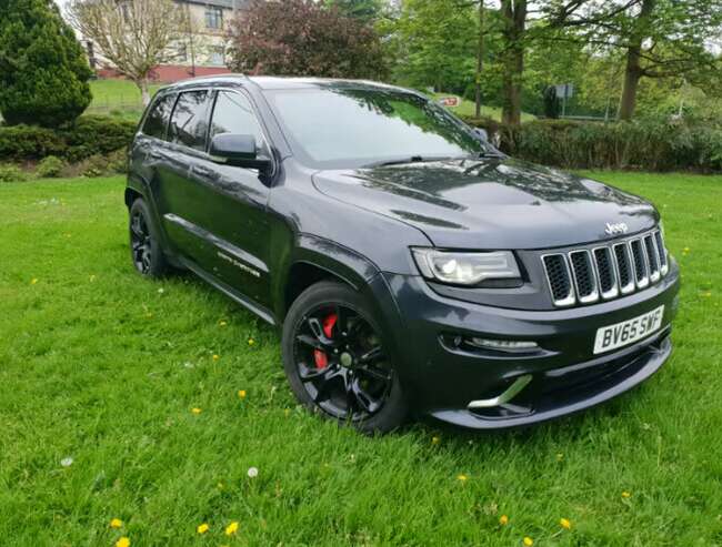 Jeep Grand Cherokee SRT8 6.4 HEMI LPG