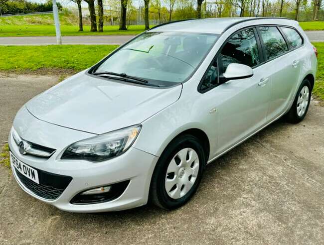 2014 Vauxhall Astra Estate 1.3 Diesel, Mot March 2025, £20 Road Tax