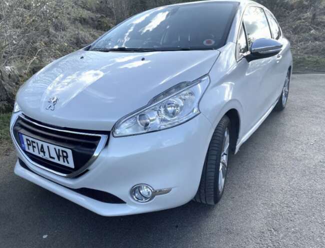 2014 Peugeot 208 1.2 VTi Allure 3 door Hatchback, Manual, Euro 5 (82ps) (Re-Listed 17/05/2024)