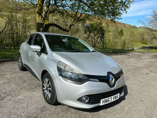 2013 Renault Clio. New Shape. Free Tax Model