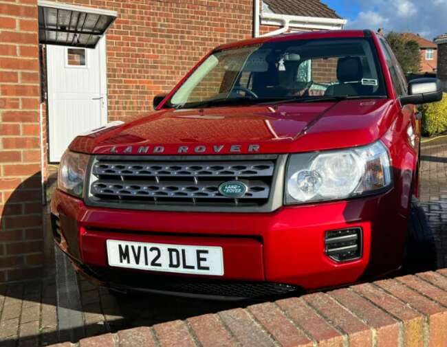 2012 Land Rover, Freelander, Estate, Manual, 2179 (cc), 5 Doors
