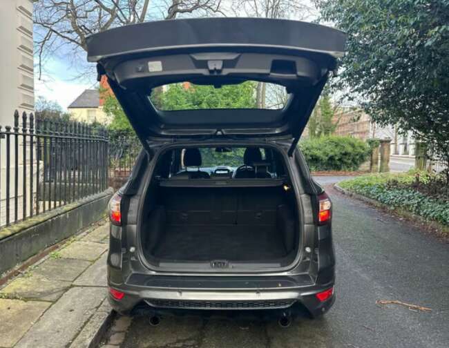 2017 Ford, Kuga, Hatchback, Semi-Auto, Diesel, 1498 (cc), 5 Doors