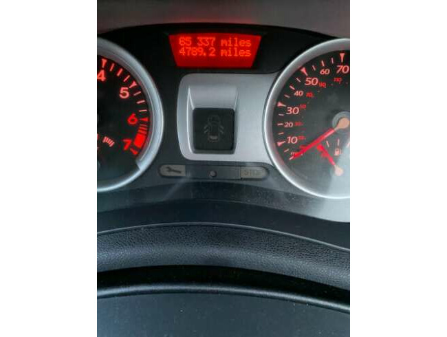 2009 Renault, Clio, Hatchback, Manual, 1149 (cc), 3 Doors